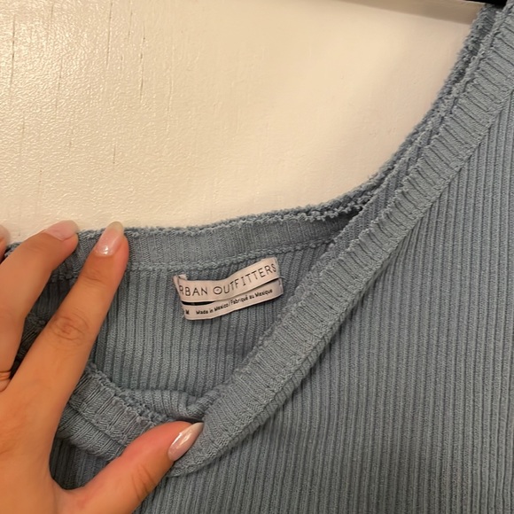 Urban outfitters one shoulder crop top - Picture 2 of 2